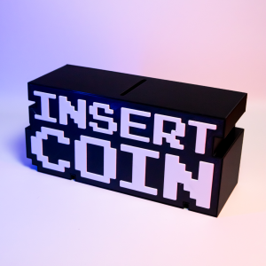 Advanc3D "Insert Coin" myntbox: retro 8-bitars...